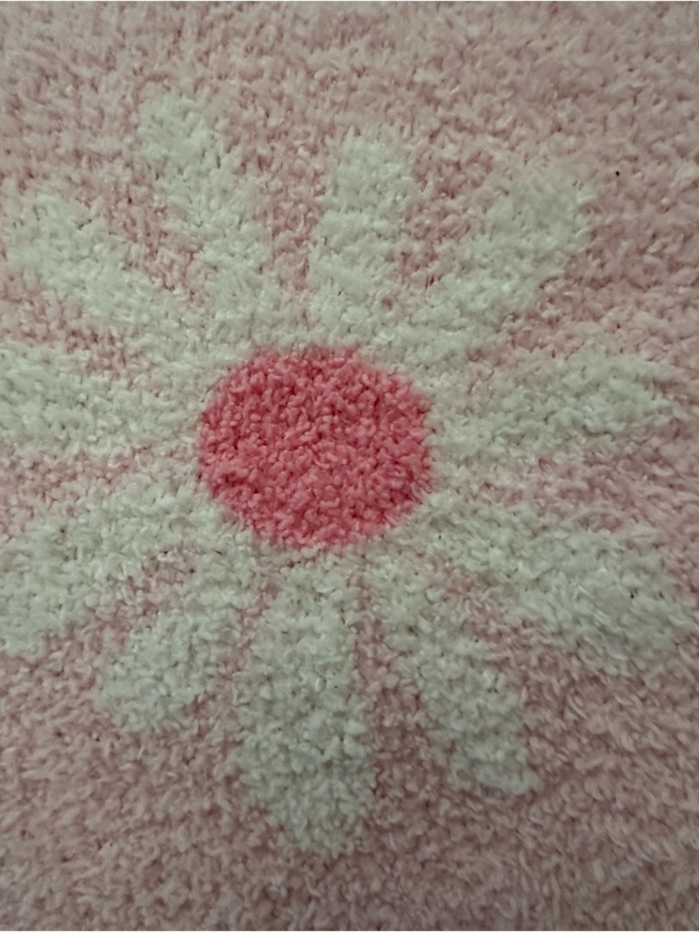 Martha Stewart Kid's Pink Daisy Soft Fluffy Fleece Double-sided Throw Blanket - Picture 3 of 10